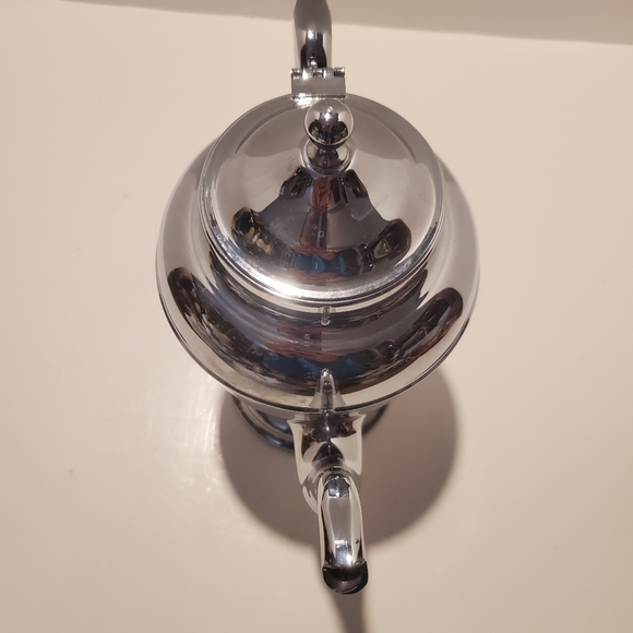 Silverplate Teapot W Fleur De Lis Style Border Vintage App 9.75"H & 10"L - Picture 9 of 10